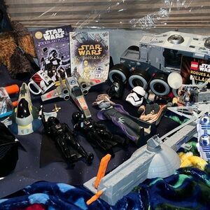 Amazing Star Wars Bundle (25 Vintage Collectibles)